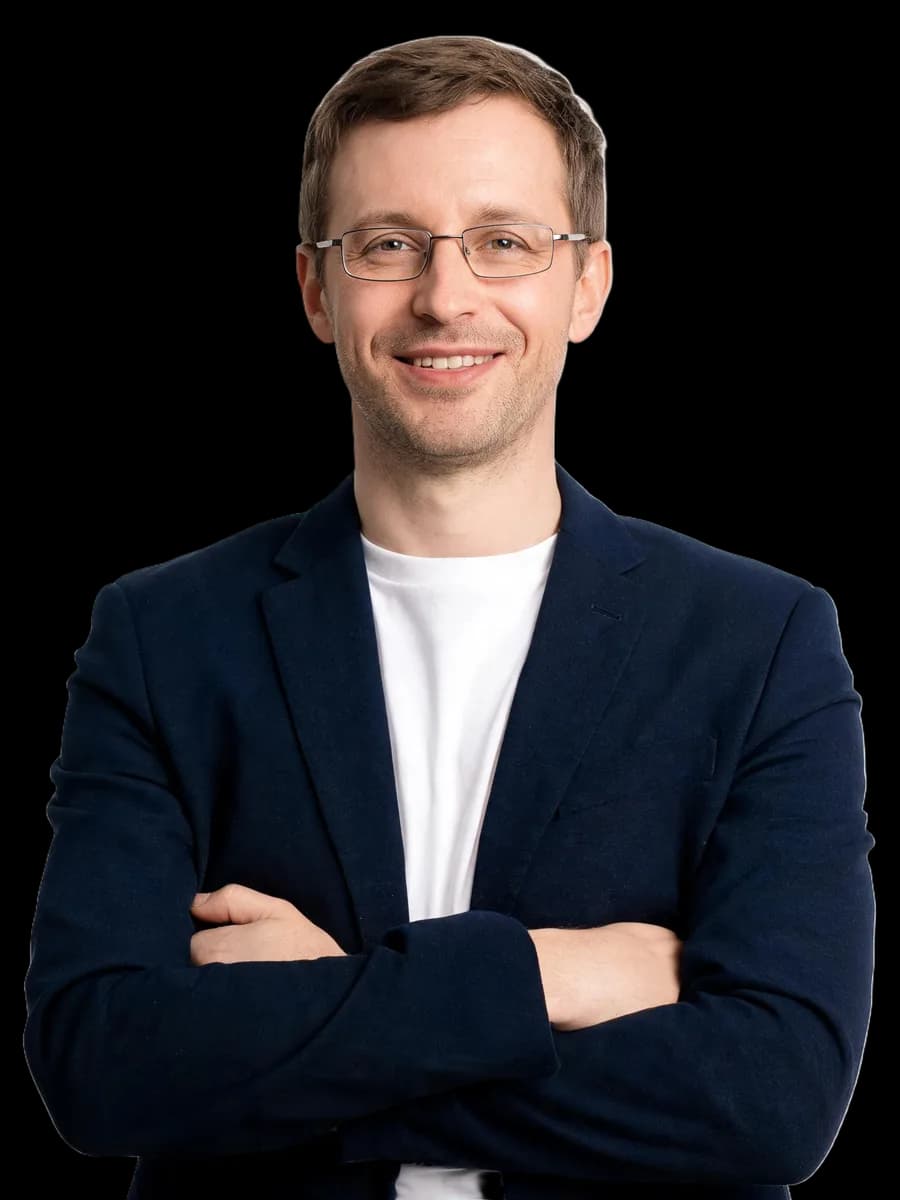 Vertriebler mit verschränkten Armen